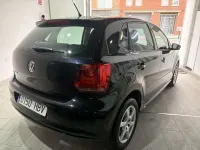 Usado VW Polo Advance 69 CV (50 kW) 2011 Negro Utilitario