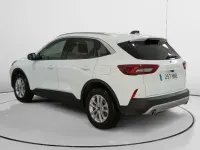 Usado Ford Kuga Titanium 151 CV (111 kW) 2025 Blanco SUV