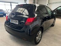 Usado Toyota Yaris Active 69 CV (50 kW) 2017 Negro Berlina