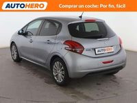 Usado Peugeot 208 Signature Sky 110 CV (80 kW) 2019 Gris Utilitario