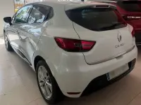 Usado Renault Clio 95 CV (69 kW) 2018 Blanco Utilitario