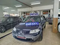 Usado Renault Mégane III Dynamique 106 CV (77 kW) 2008 Negro