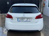 Usado Peugeot 308 Active 110 CV (80 kW) 2015 Blanco Berlina