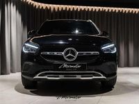 Käytetty Mercedes GLA180 136 HP (100 kW) 2022 Musta Katumaasturi