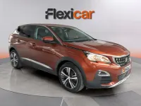 Usado Peugeot 3008 Allure 131 CV (96 kW) 2020 Naranja SUV