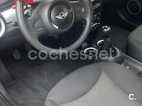 Usado Mini ONE 75 CV (55 kW) 2013 Rojo Utilitario