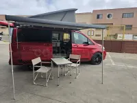 Usado Mercedes V250 Marco Polo 190 CV (139 kW) 2023 Rojo Monovolumen
