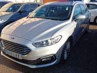 Usado Ford Mondeo Titanium 186 CV (136 kW) 2021 Gris Familiar