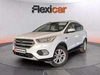Usado Ford Kuga Trend 150 HP (110 kW) 2018 Branco SUV