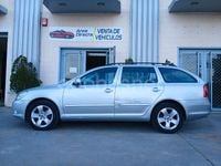 Usado Skoda Octavia 105 CV (77 kW) 2009 Gris / plata Familiar