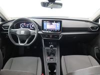 Begagnad Seat Leon Style 116 HK (85 kW) 2024 Blå Sedan