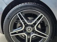 Usado Mercedes B180 122 CV (89 kW) 2019 Gris / plata Utilitario