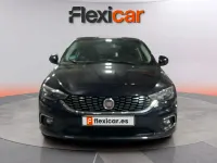 Begagnad Fiat Tipo Easy 95 HK (69 kW) 2019 Svart Sedan