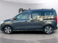 Usado Dacia Dokker Essentiel 95 CV (69 kW) 2019 Negro Monovolumen