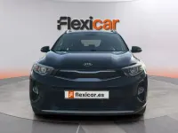 Usado Kia Stonic 110 CV (80 kW) 2018 Negro SUV