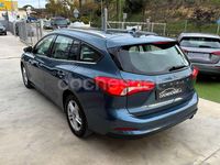 Usado Ford Focus Trend 120 CV (88 kW) 2021 Azul Familiar