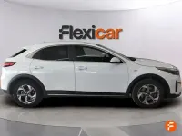 Usado Kia XCeed 120 CV (88 kW) 2023 Blanco SUV