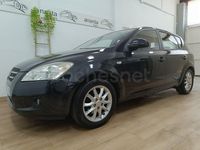 Usado Kia Ceed Active 126 CV (92 kW) 2010 Negro Utilitario