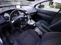 Usado Peugeot 5008 Allure 163 CV (119 kW) 2014 Gris / plata Monovolumen