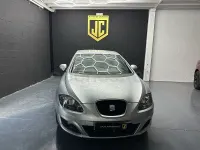 Usado Seat Leon Style 105 CV (77 kW) 2011 Gris / plata Utilitario