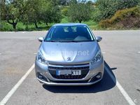Usado Peugeot 208 Allure 100 CV (73 kW) 2019 Gris / plata Utilitario
