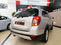 Usado Chevrolet Captiva 150 CV (110 kW) 2006 Gris / plata SUV