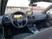 Käytetty Audi A3 Sport 150 HP (110 kW) 2017 Musta Sedan