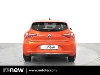 Usado Renault Clio IV Zen 100 CV (73 kW) 2019 Naranja Berlina