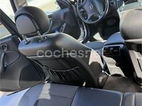 Usado Mercedes C180 Avantgarde 143 CV (105 kW) 2006 Gris / plata Berlina