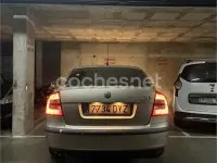 Usado Skoda Octavia Active 105 CV (77 kW) 2006 Beige Berlina