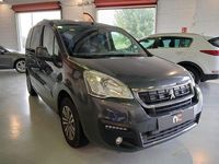 Usado Peugeot TePee 100 CV (73 kW) 2016 Gris Familiar