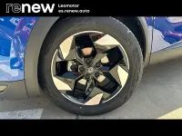 Usado Renault Captur Techno 100 CV (73 kW) 2025 Azul SUV