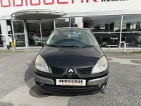 Usado Renault Scenic E-Tech 131 CV (96 kW) 2006 Negro Monovolumen