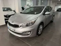 Usado Kia Ceed 110 CV (80 kW) 2014 Gris Utilitario