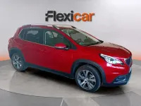 Usado Peugeot 2008 Allure 101 CV (74 kW) 2019 Rojo SUV