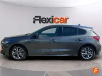 Usado Ford Focus ST-Line 155 CV (114 kW) 2024 Gris Berlina