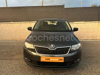 Usado Skoda Rapid Ambition 95 CV (69 kW) 2018 Gris / plata Berlina