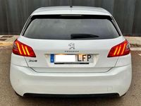 Begagnad Peugeot 308 SW Style 131 HK (96 kW) 2020 Vit Kombi