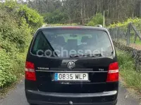 Usado VW Touran Advance 140 CV (102 kW) 2006 Negro Monovolumen