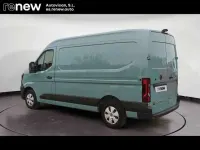 Usado Renault Master 145 CV (106 kW) 2025 Verde Monovolumen
