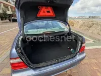 Usado Mercedes CLK230 Avantgarde 193 CV (141 kW) 1999 Violeta / lila Coupe