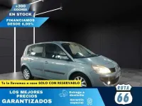 Usado Renault Scénic Dynamique 106 CV (77 kW) 2008 Azul Monovolumen