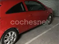 Usado Opel Corsa Enjoy 80 CV (58 kW) 2007 Rojo Utilitario