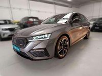 Usado Skoda Octavia Selection 184 CV (135 kW) 2023 Gris Familiar