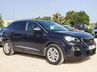 Usado Peugeot 3008 Style 131 CV (96 kW) 2020 Gris SUV