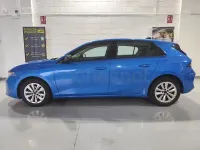 Usado Opel Astra Edition 110 CV (80 kW) 2023 Azul Utilitario