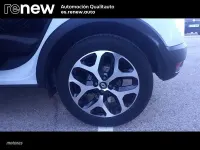 Usado Renault Captur Zen 130 CV (95 kW) 2019 Blanco SUV