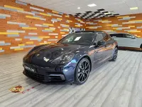 Usado Porsche Panamera 4 Executive 462 CV (339 kW) 2018 Azul Utilitario