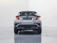 Usado Toyota C-HR Advance 184 CV (135 kW) 2022 Gris / plata SUV