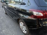 Usado Peugeot 308 GT-line 130 CV (95 kW) 2016 Negro Berlina